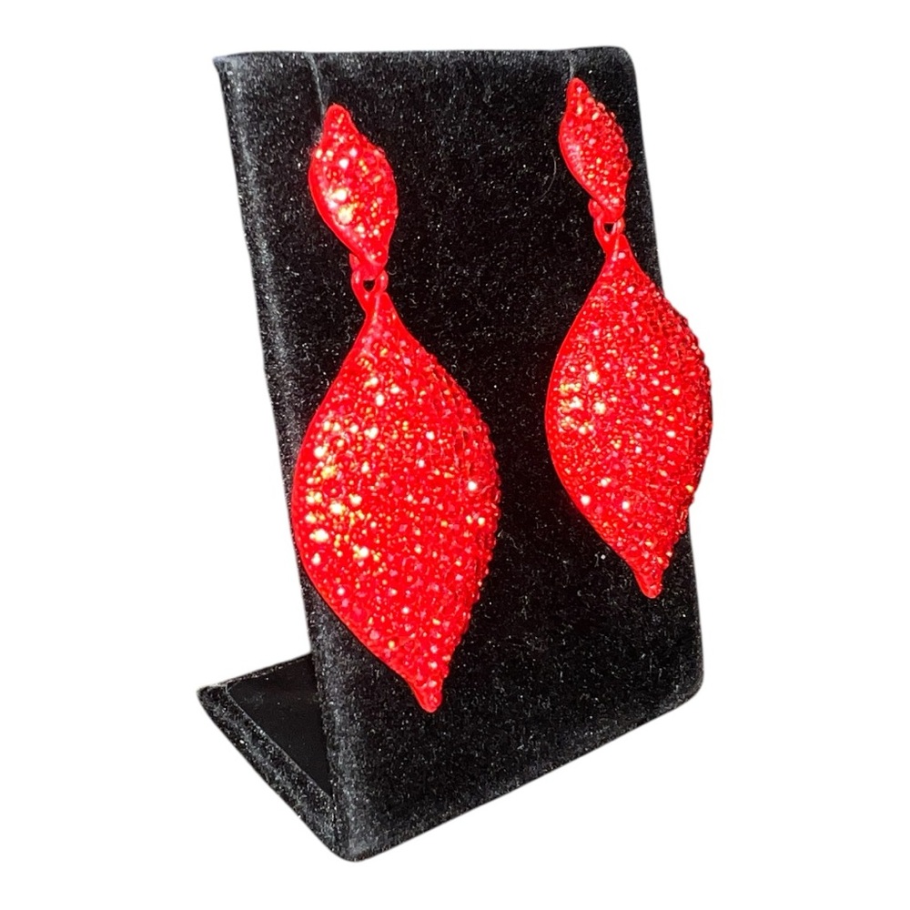 NWT Ever Faith Red Rhinestone Drop Earrings Metal